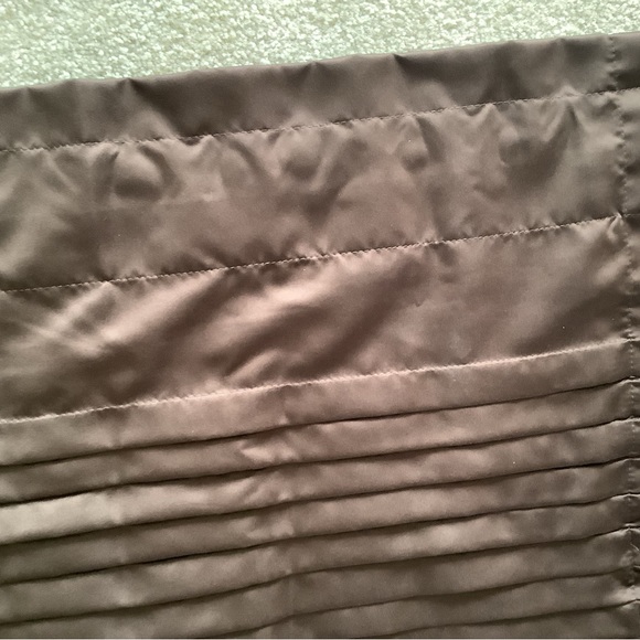 Allen & Roth Valance for 1 window brown pleated in good shape - Picture 5 of 5
